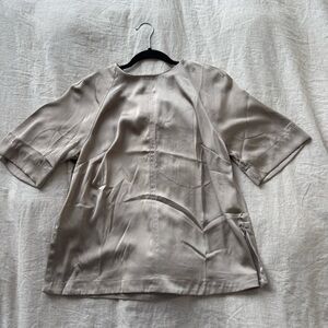 H&M Taupe Short Sleeve Top